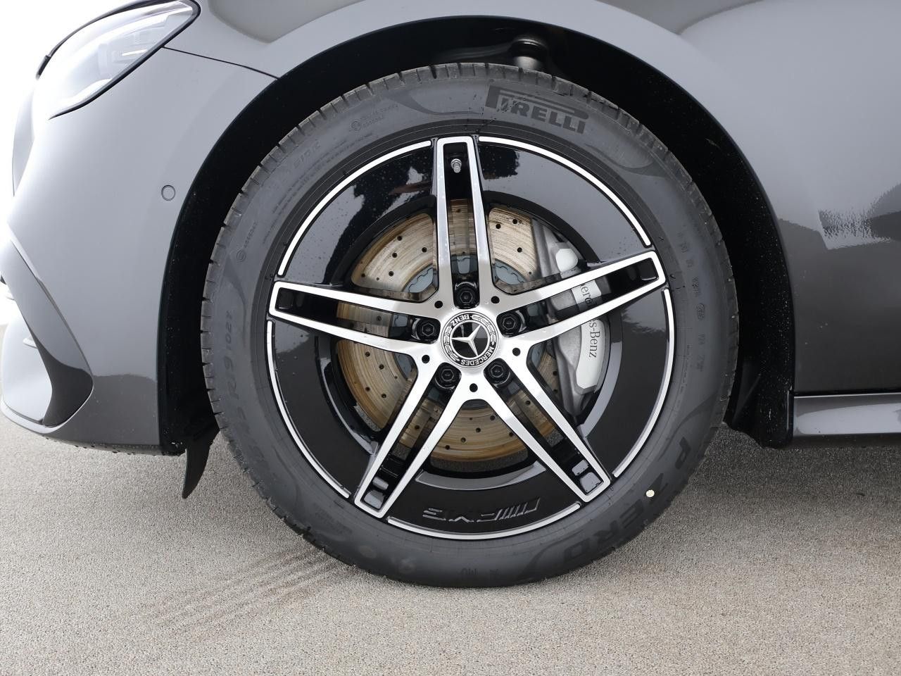 Mercedes-Benz E-Klasse – Bild 16