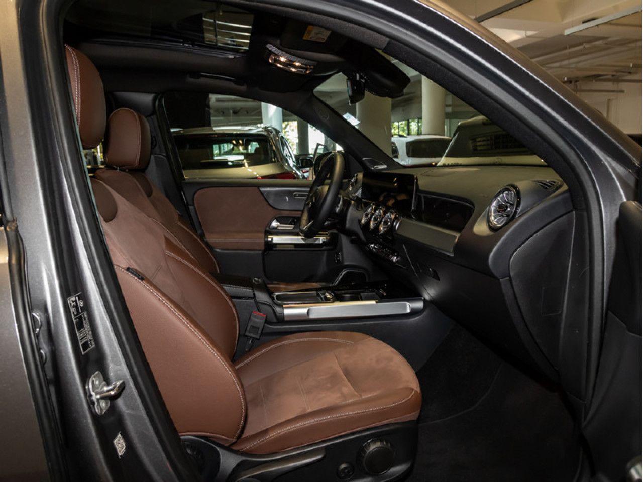 Mercedes-Benz GLB – Bild 8