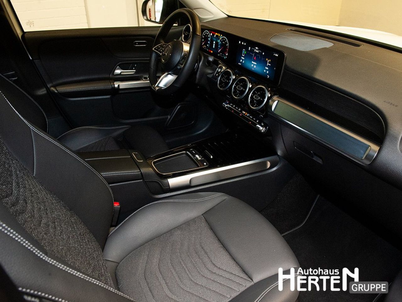 Mercedes-Benz GLB – Bild 3