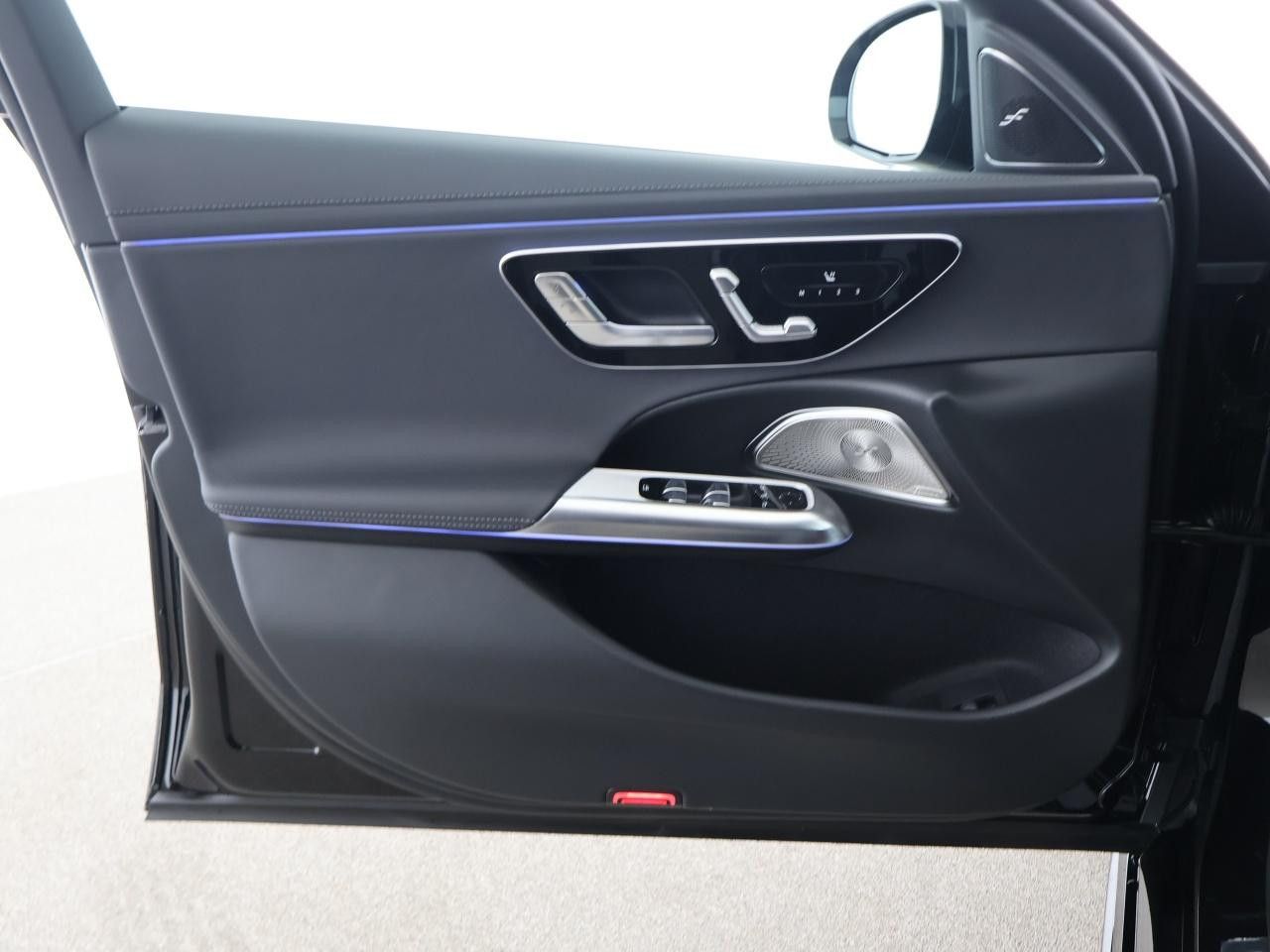 Mercedes-Benz E-Klasse – Bild 12
