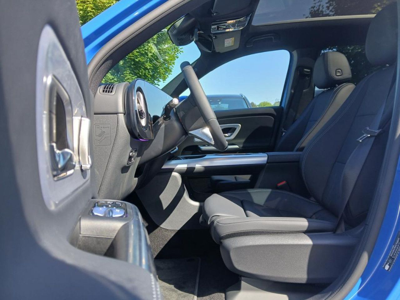 Mercedes-Benz GLB – Bild 2