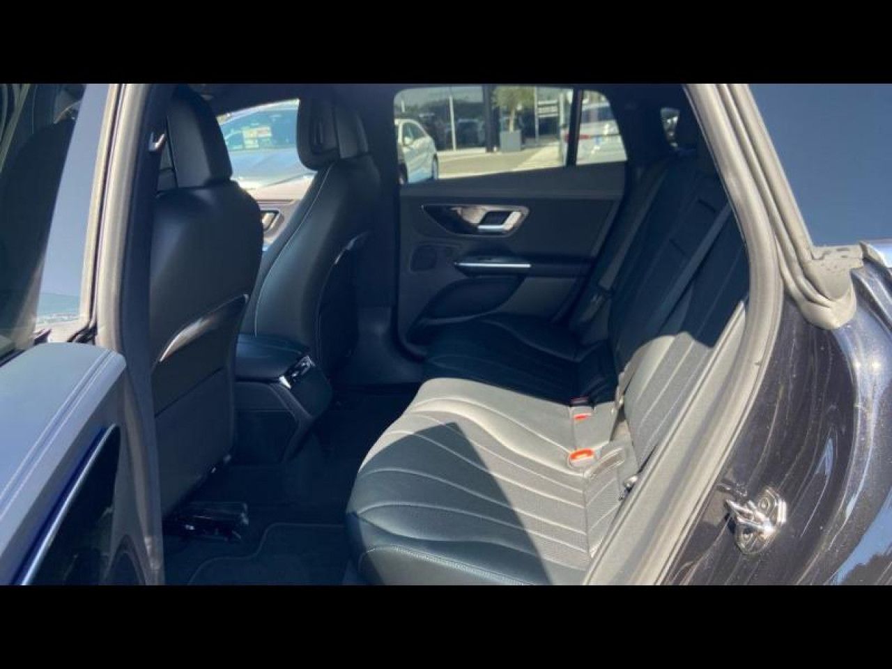 Photo du v&eacute;hicule 13 / 17