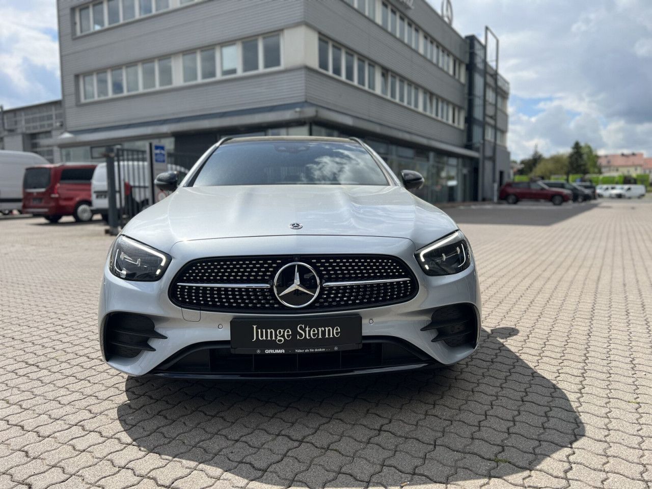 Mercedes-Benz E-Klasse – Bild 3