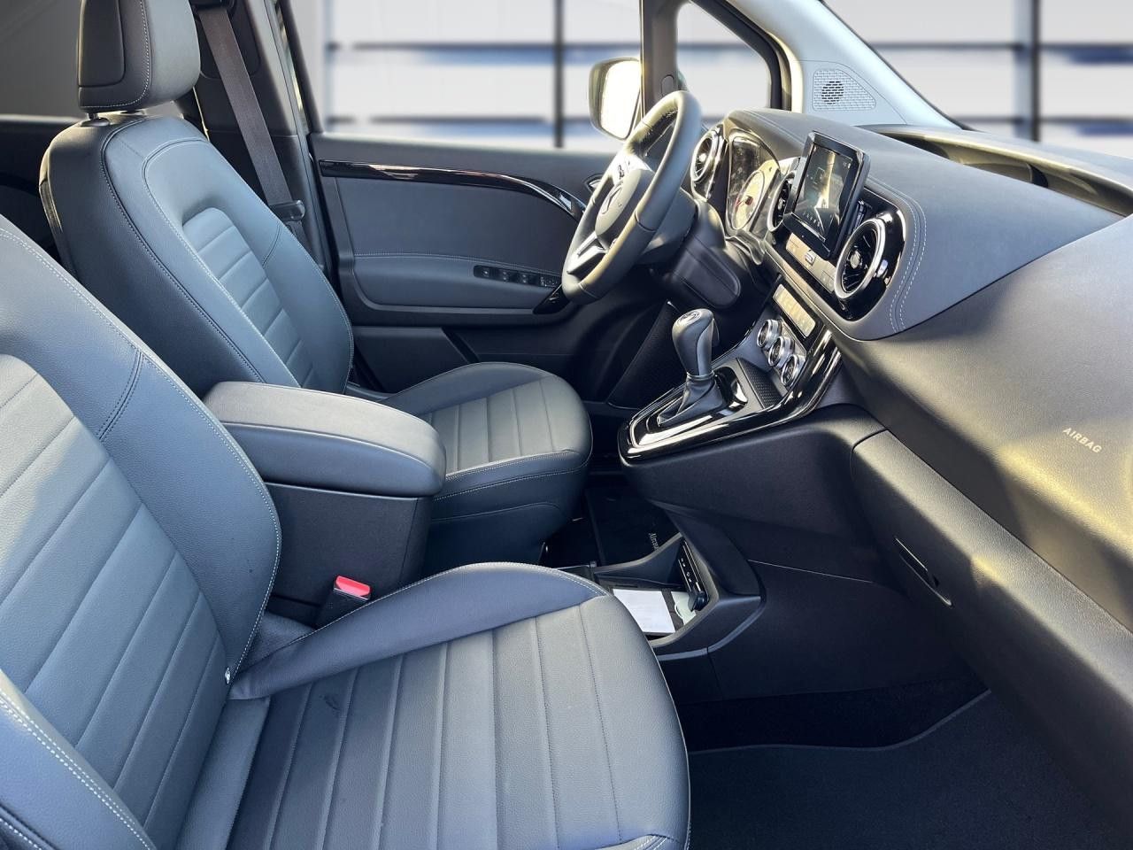 Mercedes-Benz EQT – Bild 6