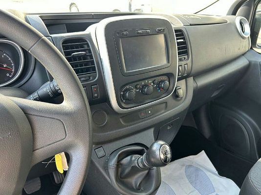 Vehicle image 14 / 15
