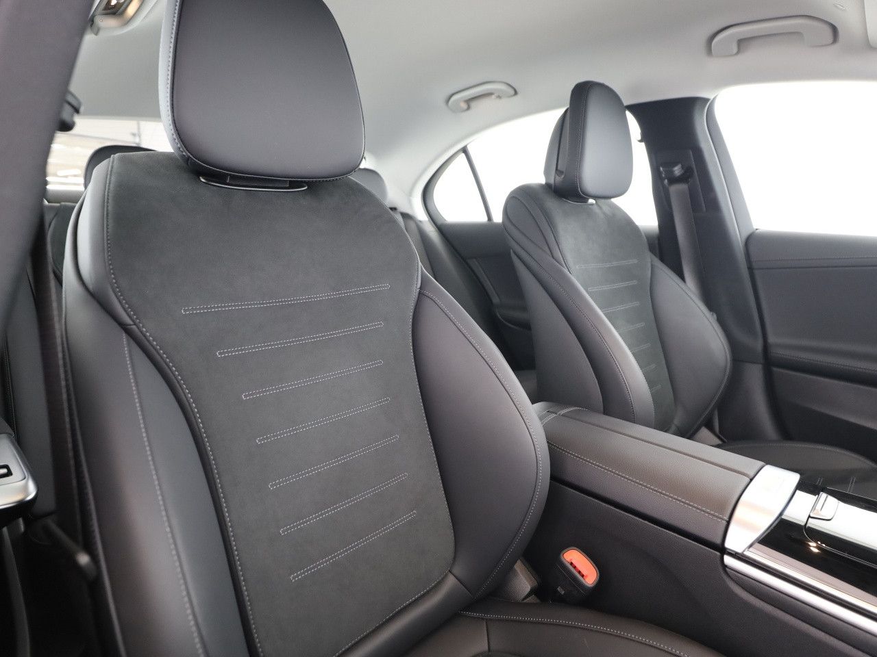 Mercedes-Benz C-Klasse – Bild 12