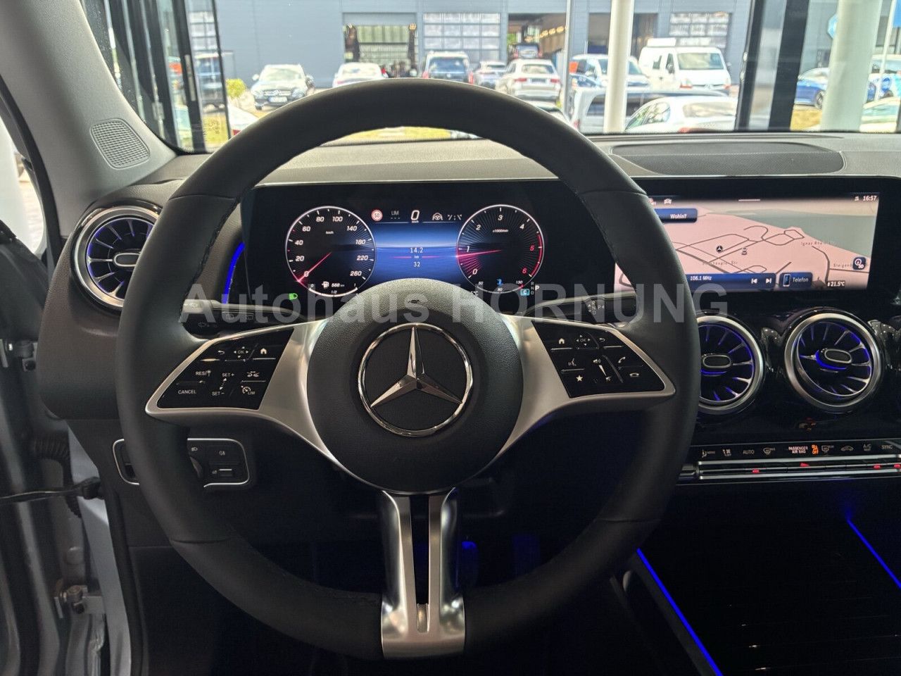 Mercedes-Benz GLB – Bild 14