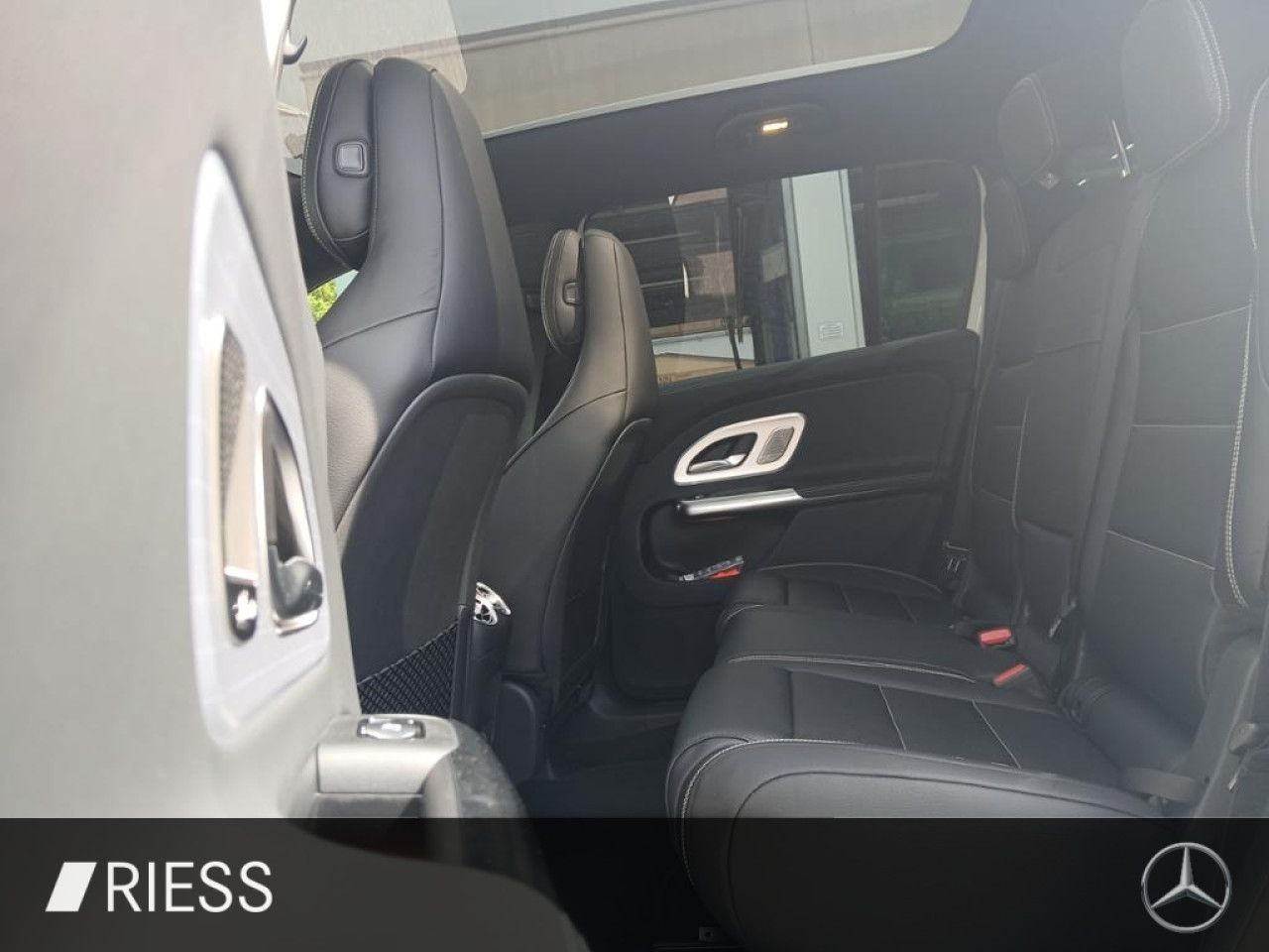 Mercedes-Benz GLB – Bild 4