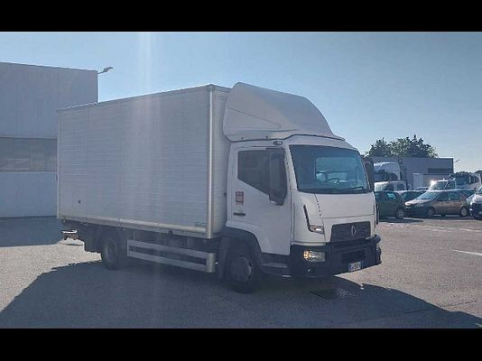 Vehicle image 2 / 6