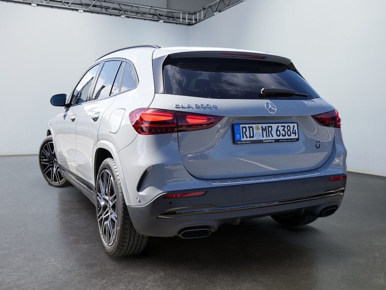 Mercedes-Benz GLA – Bild 2