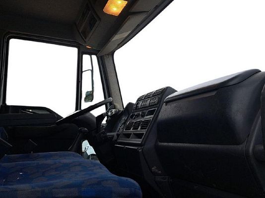 Vehicle image 3 / 20