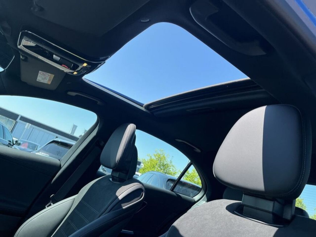 Mercedes-Benz C-Klasse – Bild 14