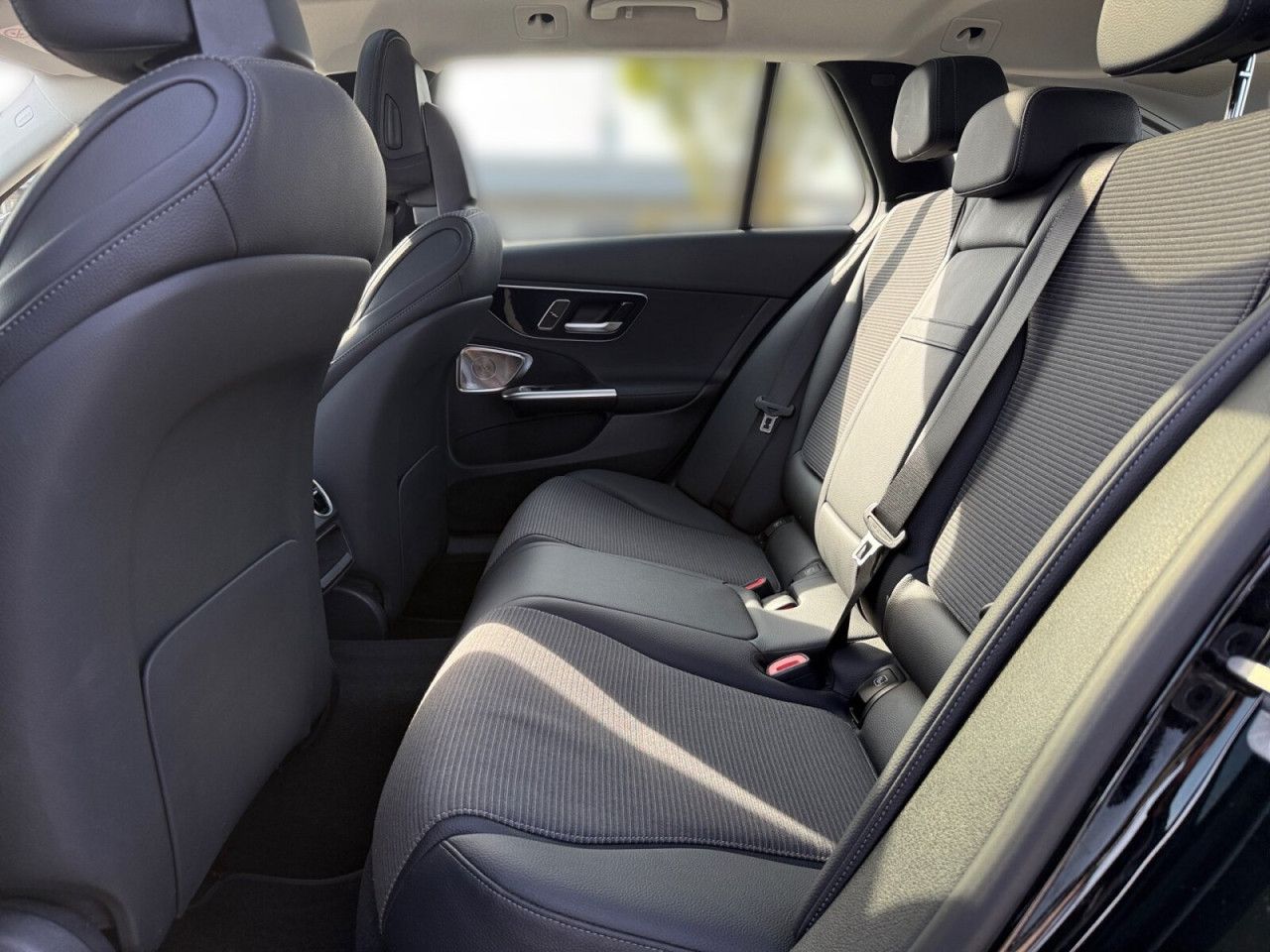 Mercedes-Benz C-Klasse – Bild 11
