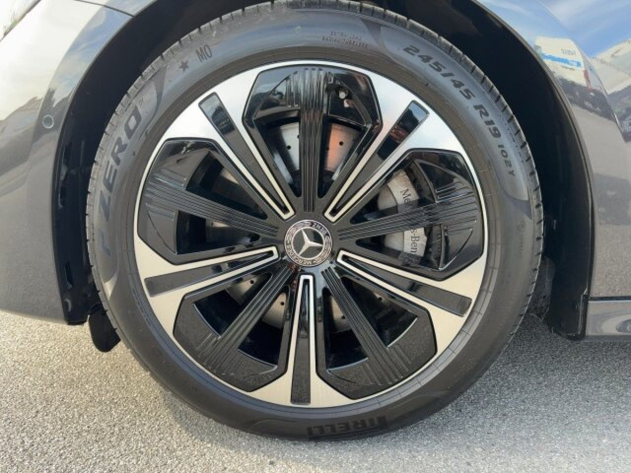 Mercedes-Benz E-Klasse – Bild 6