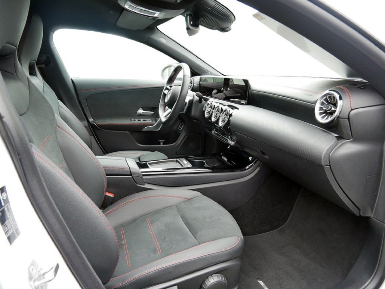 Mercedes-Benz CLA – Bild 5