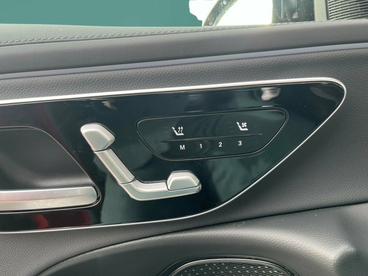 Mercedes-Benz E-Klasse – Bild 14