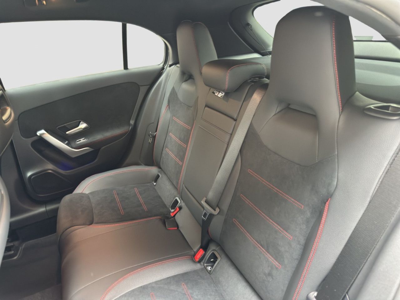 Mercedes-Benz A-Klasse – Bild 12
