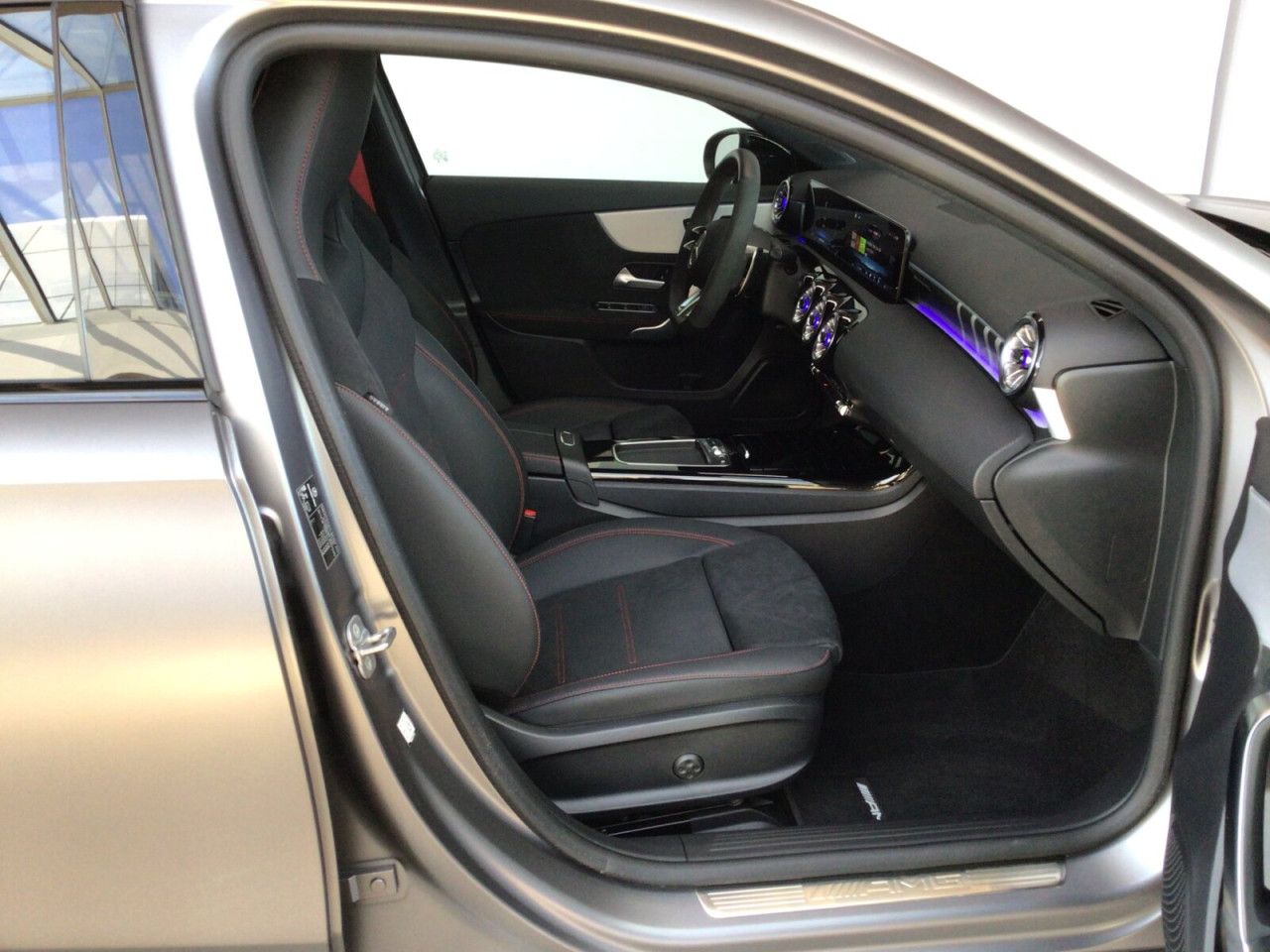 Fahrzeugbild 10 / 17