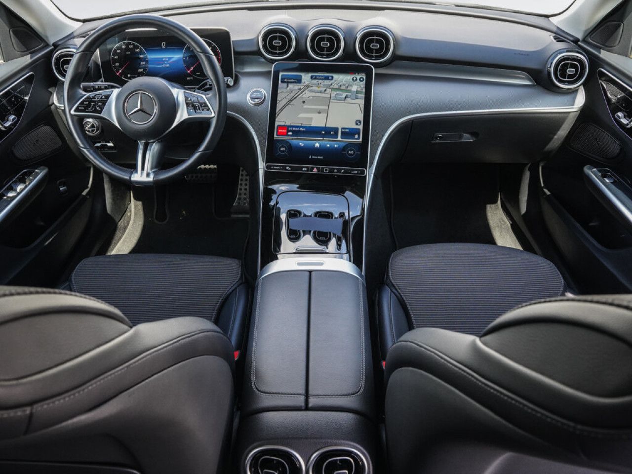 Mercedes-Benz C-Klasse – Bild 9
