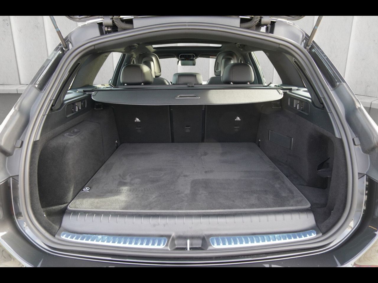 Mercedes-Benz C-Klasse – Bild 12