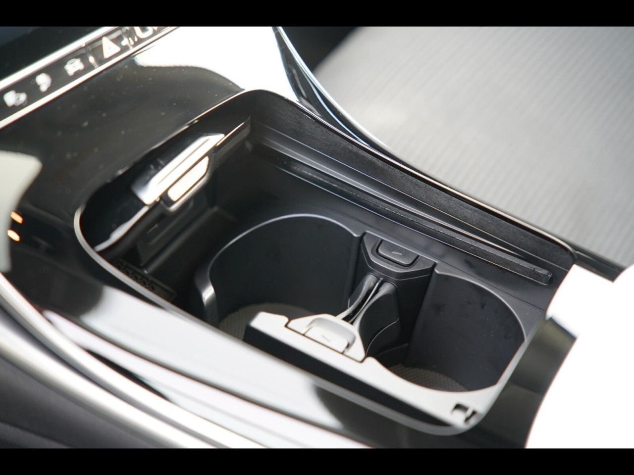 Mercedes-Benz C-Klasse – Bild 25