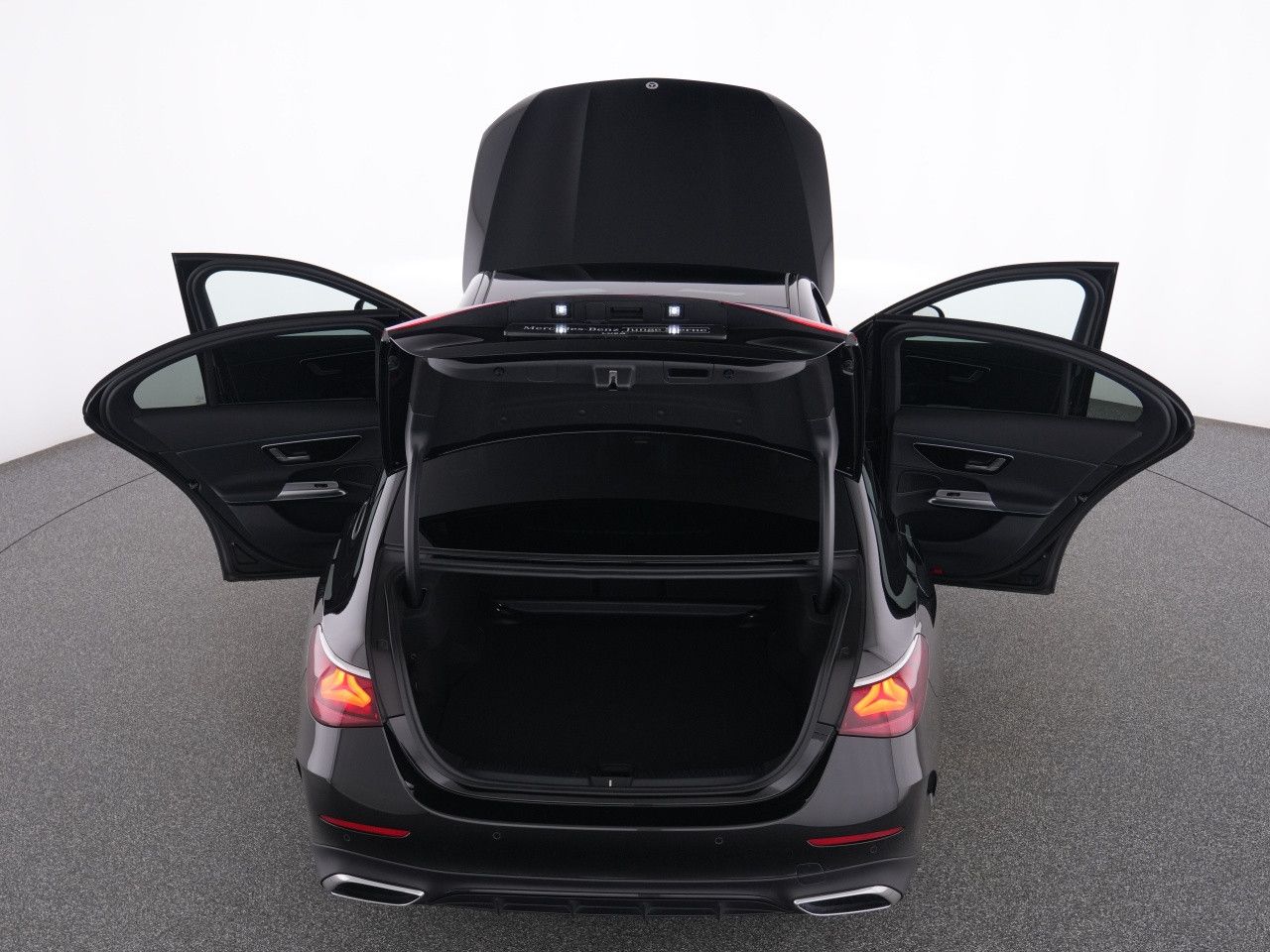 Mercedes-Benz E-Klasse – Bild 13