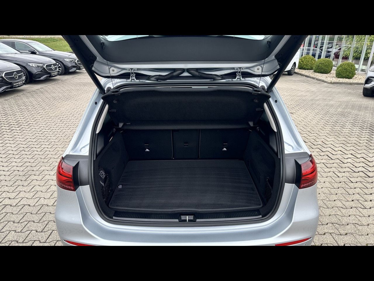 Fahrzeugbild 23 / 30