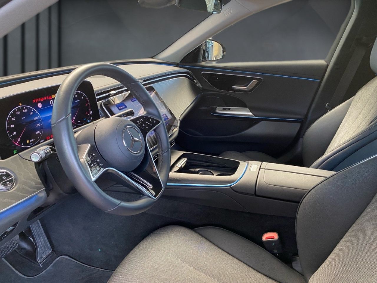 Mercedes-Benz E-Klasse – Bild 7