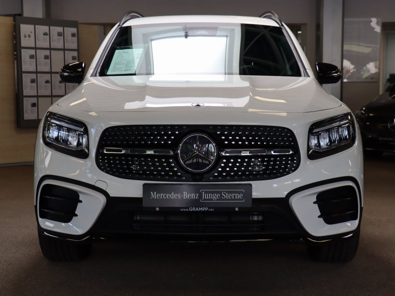Mercedes-Benz GLB – Bild 2