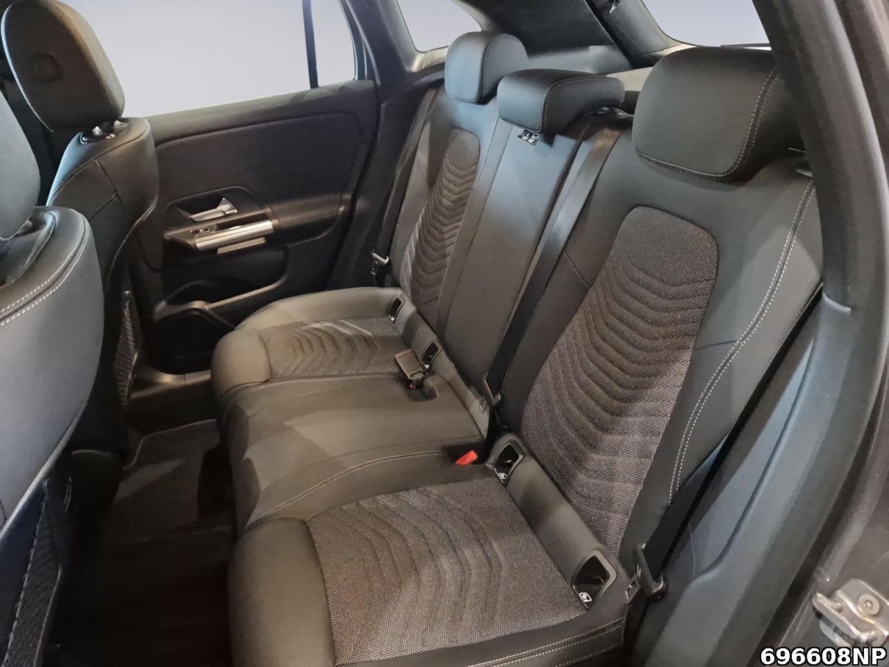 Fahrzeugbild 14 / 15