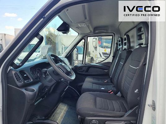 Immagine del veicolo 6 / 9