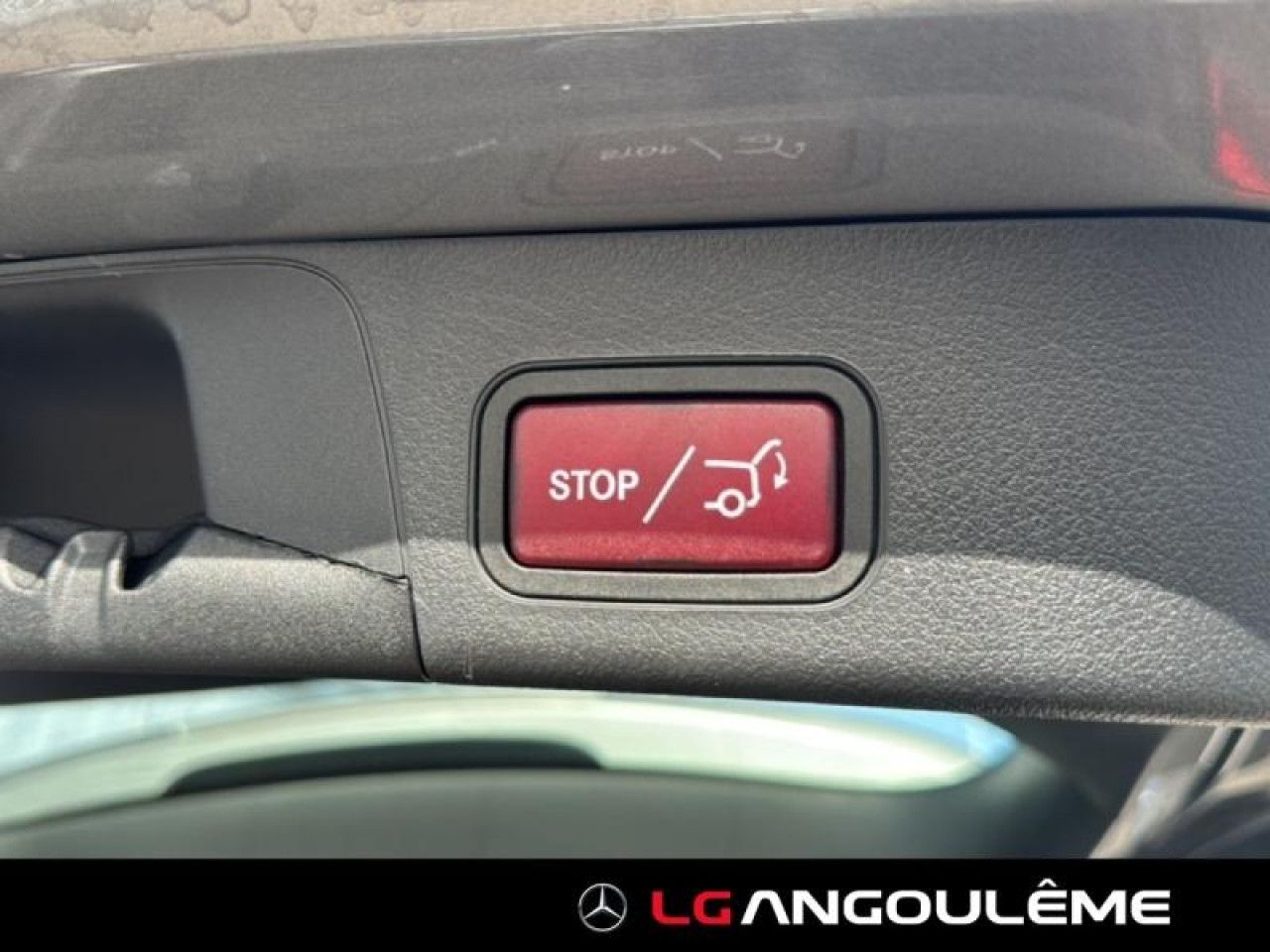 Photo du v&eacute;hicule 18 / 18