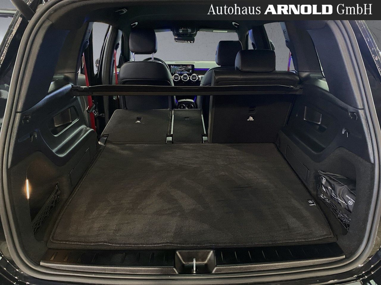 Mercedes-Benz GLB – Bild 11