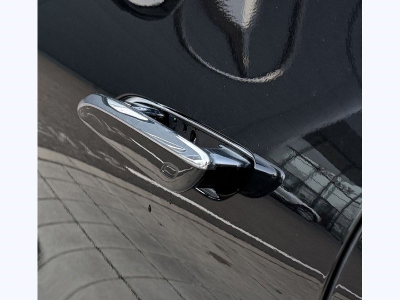 Photo du v&eacute;hicule 16 / 18