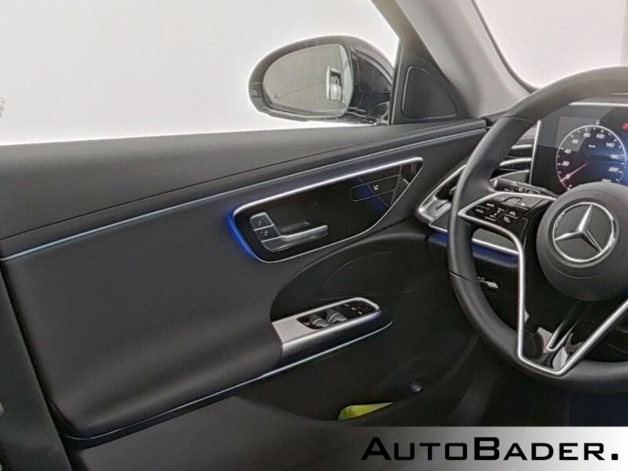 Mercedes-Benz E-Klasse – Bild 9