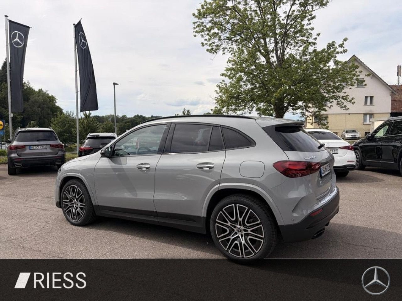 Mercedes-Benz GLA – Bild 2