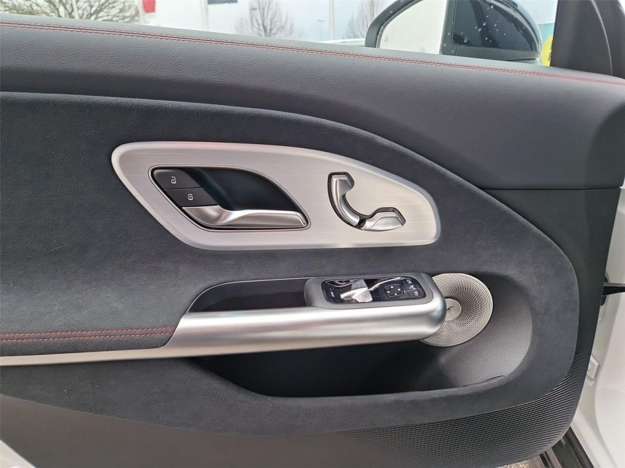 Fahrzeugbild 16 / 28