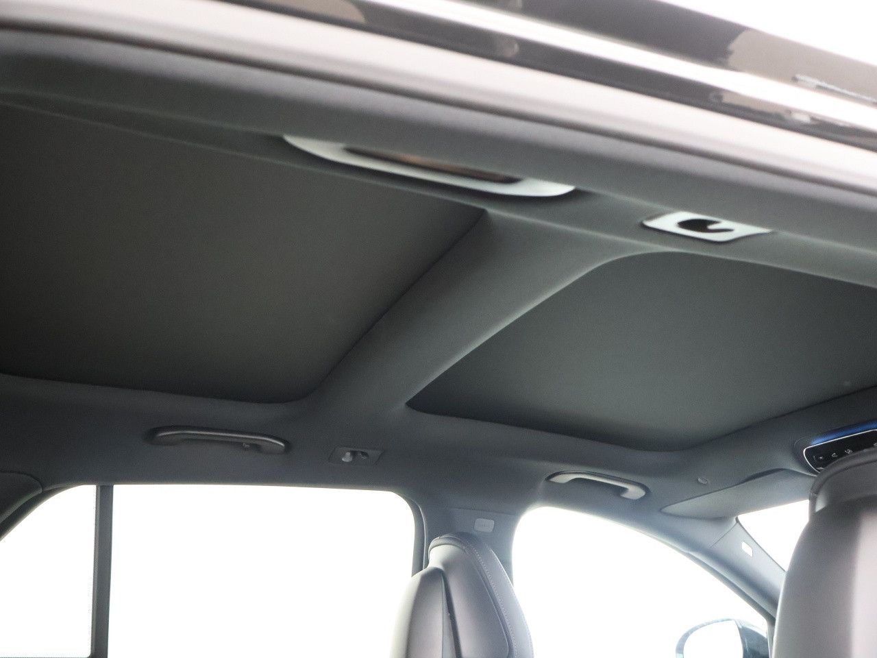 Mercedes-Benz E-Klasse – Bild 20
