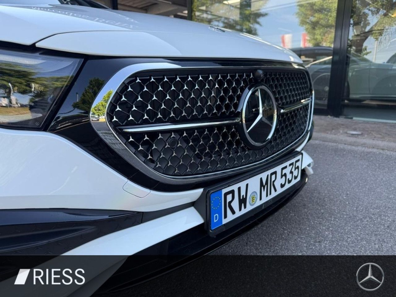 Mercedes-Benz E-Klasse – Bild 16