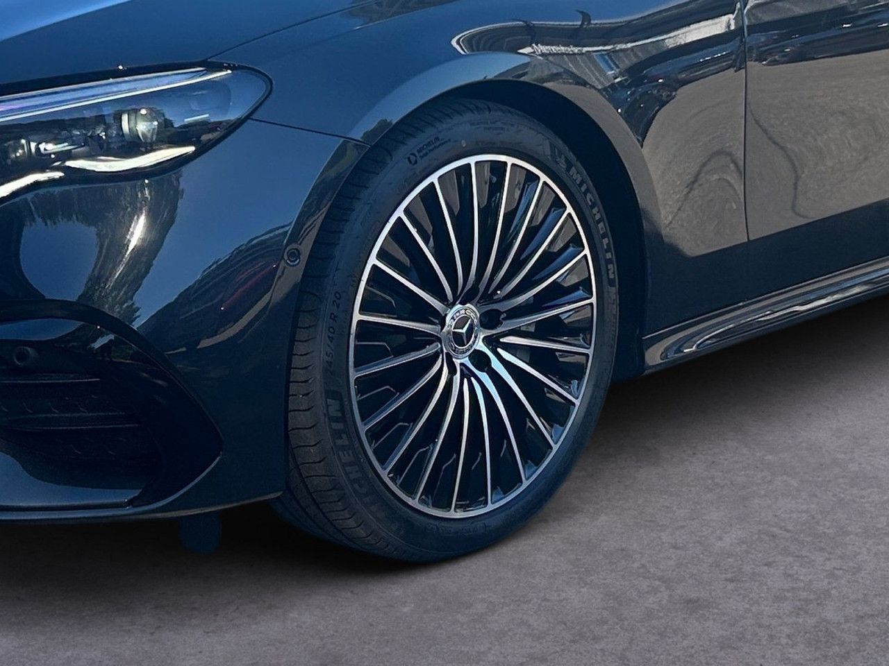 Mercedes-Benz E-Klasse – Bild 10