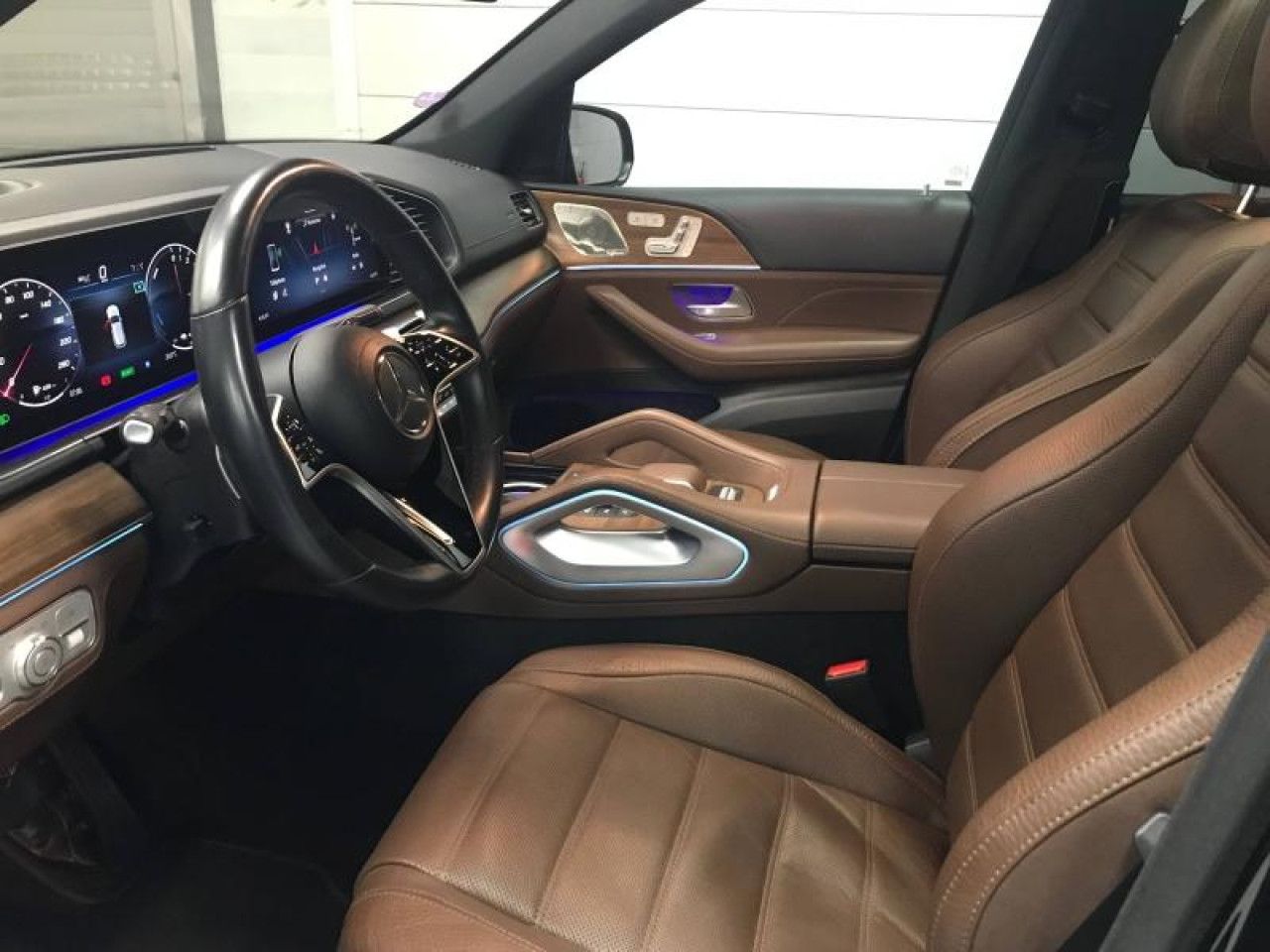 Photo du v&eacute;hicule 17 / 18