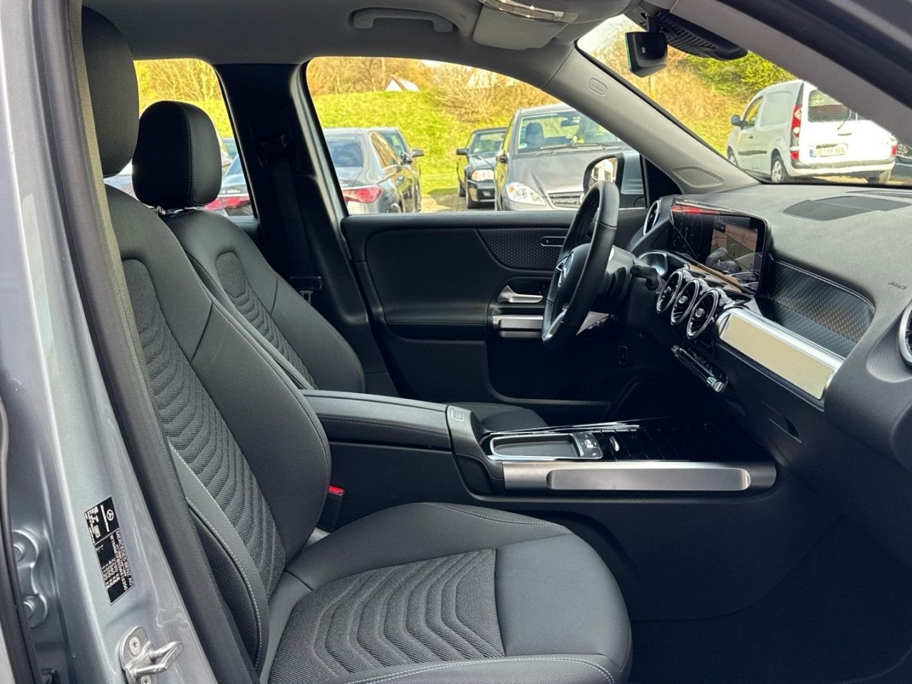 Mercedes-Benz GLB – Bild 14
