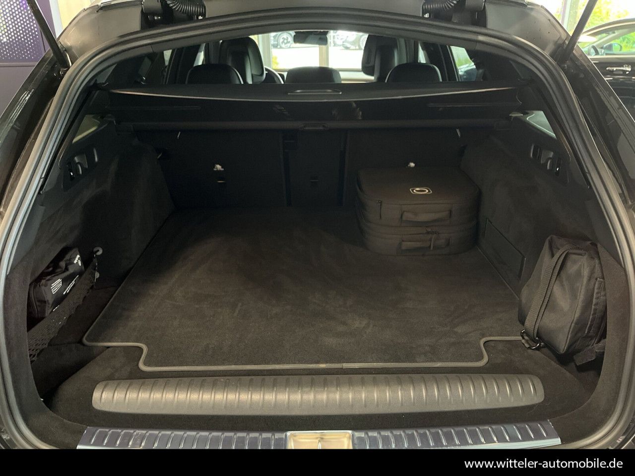 Mercedes-Benz E-Klasse – Bild 20