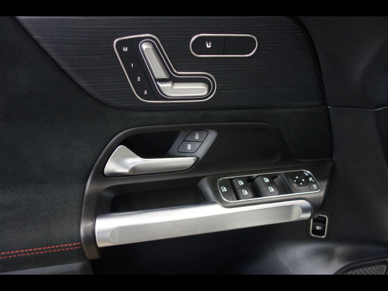 Fahrzeugbild 10 / 15