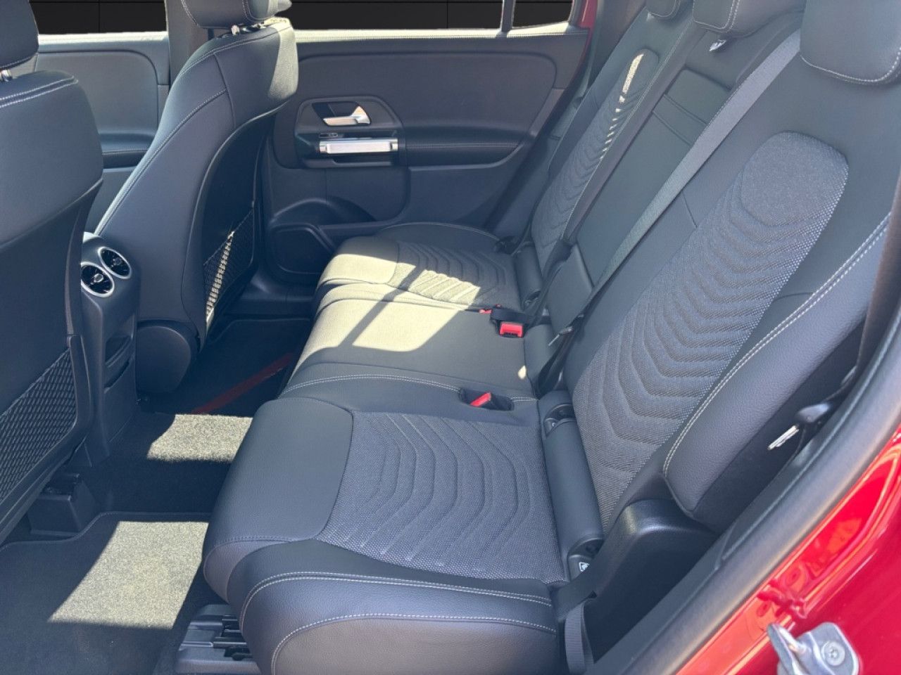 Mercedes-Benz GLB – Bild 13