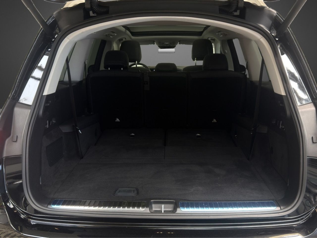 Mercedes-Benz GLS – Bild 11