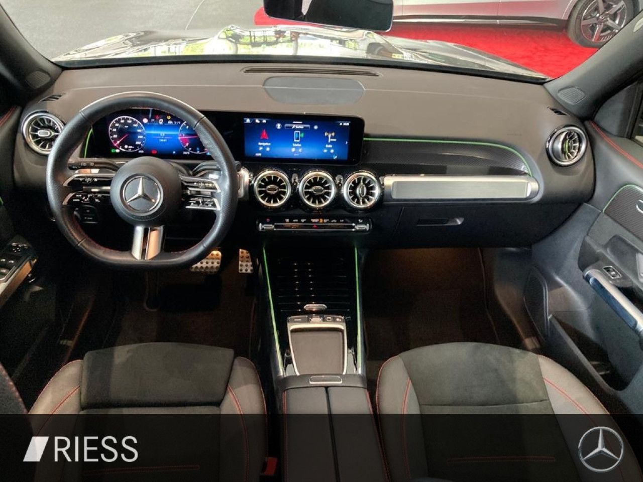 Mercedes-Benz GLB – Bild 14
