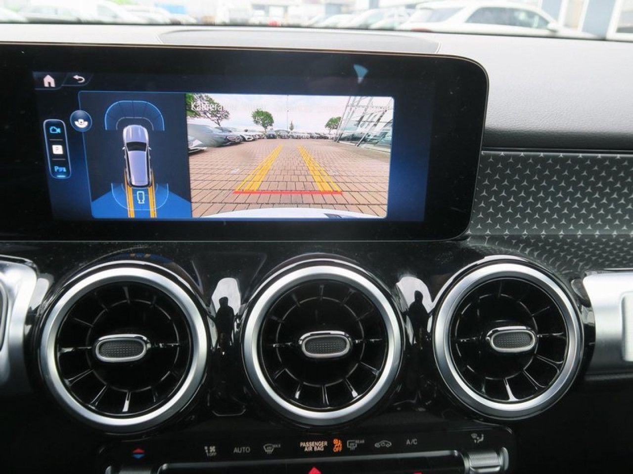 Mercedes-Benz GLB – Bild 17