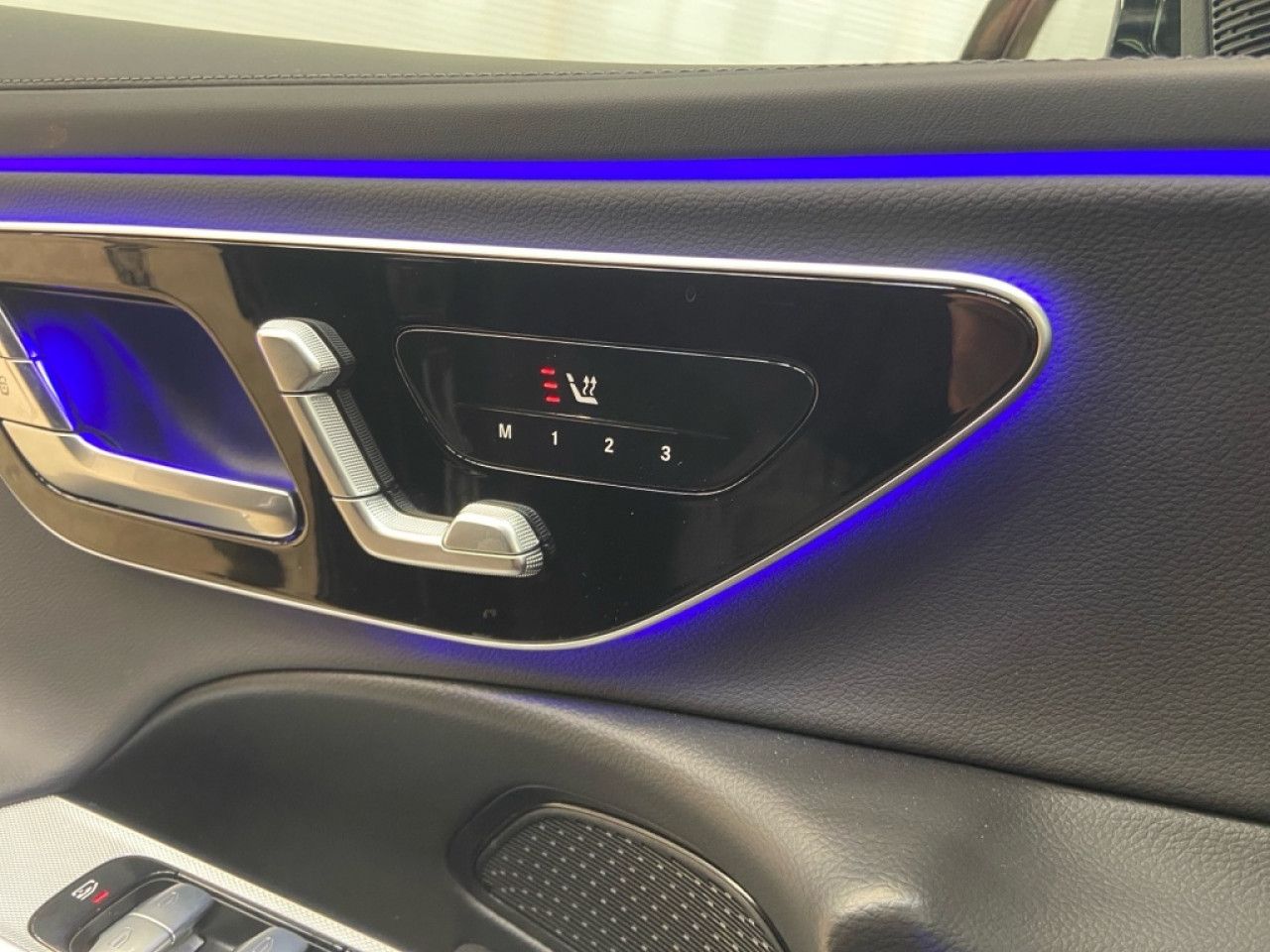 Mercedes-Benz E-Klasse – Bild 14