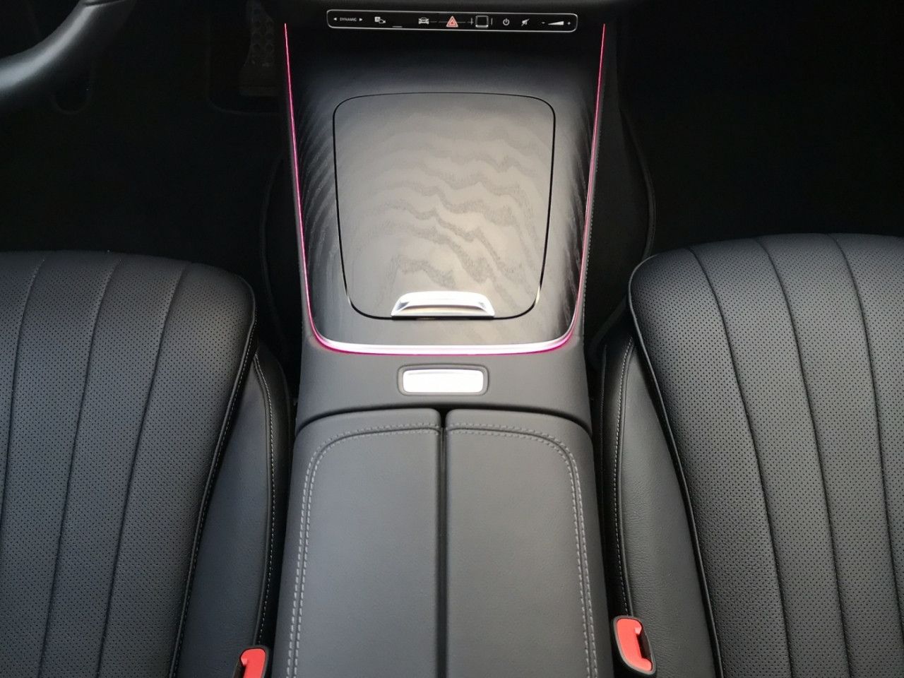 Mercedes-Benz E-Klasse – Bild 13